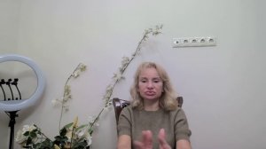 Обереговая защита -это очень важно. Она работает пожизненно. Главное не терять обереги.