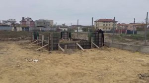 Строим дом на юге. Заливаем фундамент