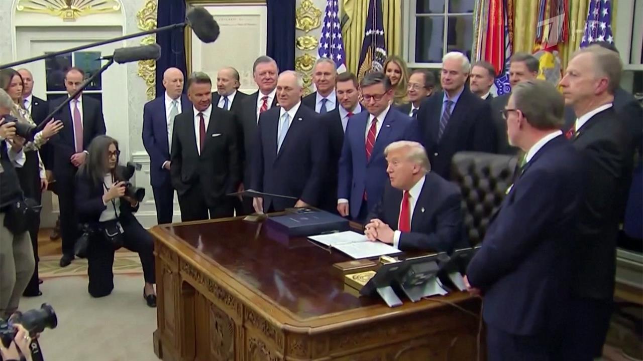 Рекордный по продолжительности шатдаун в США завершен