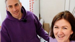 Гришаня уцепился за Быкову зубами