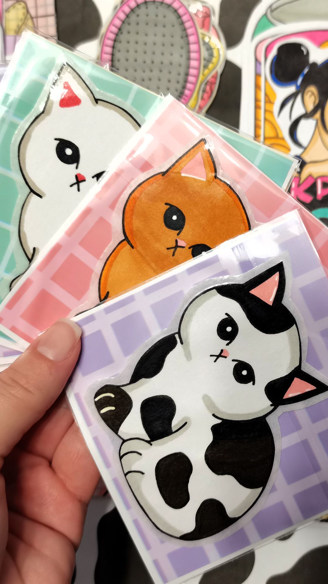 Котики😽Распаковка бумажных сюрпризов🎁Полное видео уже на канале!💕 смотреть онлайн