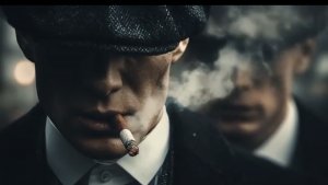 Плейлист, который перенесёт вас в мир гангстерской романтики.
Музыка для настоящих джентльменов.