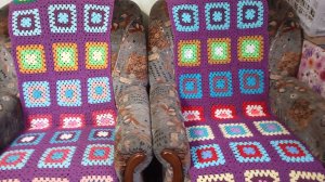 Теперь мои кресла в "одёжке". Связала тапочки