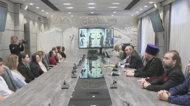 Круглый стол на тему «Противоречит ли наука религии». 12.11.2025 смотреть онлайн