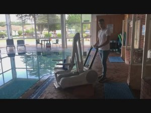 Мобильный подъемник для бассейна I-SWIM