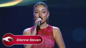 HOT Girls Who Can Sing SLAY Their Auditions On The Voice!