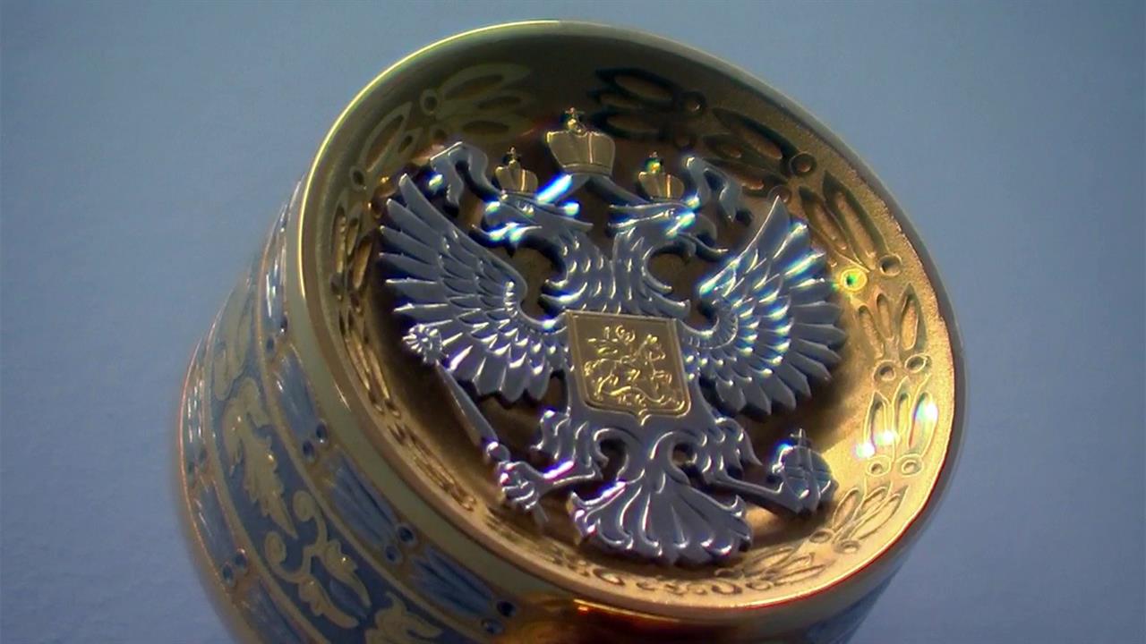 Редчайшие артефакты собрала выставка в Кремле "Двуглавый орел - герб России XV-XXI вв."