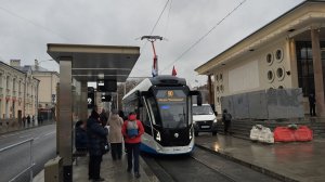 В трамвае с автономным питанием. Москва. Ноябрь 2025.