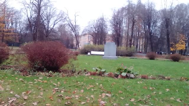 Постамент без памятника смотреть онлайн