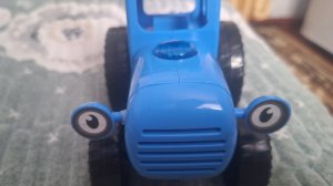 Синий трактор