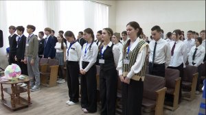 В школе №3 минутой молчания почтили память погибших на дорогах