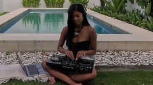 normakomala - deep house good mood