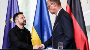 Мерц попросил Зеленского пресечь утечку своих граждан с Украины