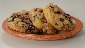 Печенье с шоколадной крошкой