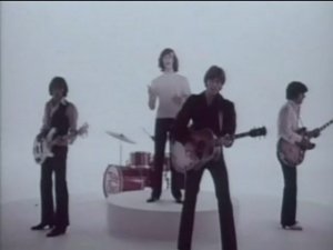 BEE GEES - I've gotta get a message to you