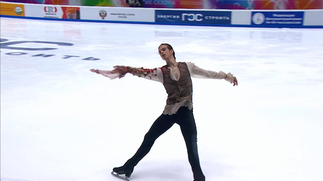 Фигурист Петр Гуменник рассказал, почему не платит тренеру в США