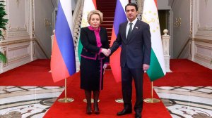 Валентина Матвиенко и Рустами Эмомали провели двусторонние переговоры в Душанбе
