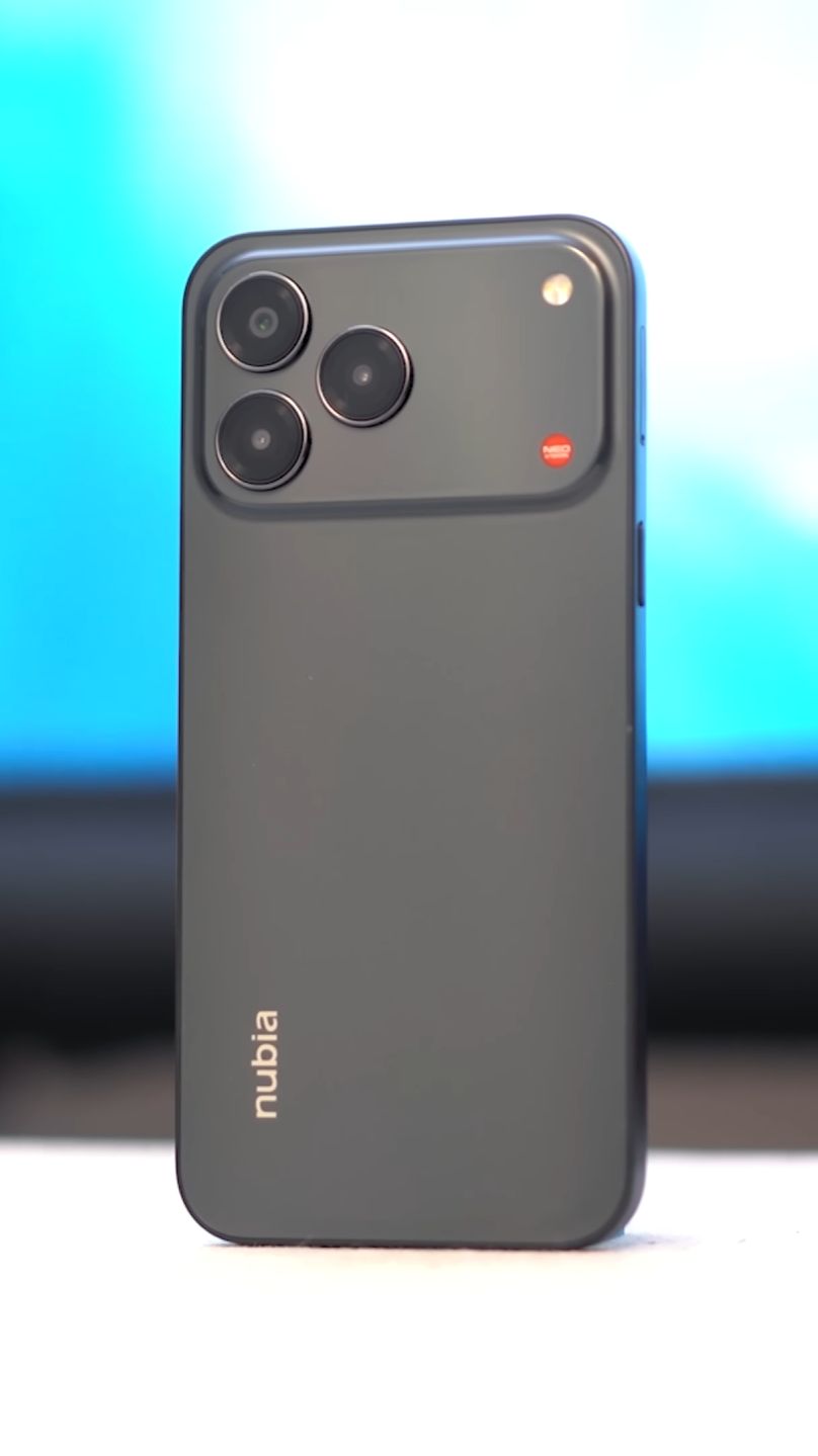 Nubia V80 Design - Первое знакомство с доступным ЯБЛОЧНЫМ клоном из поднебесной 💥 #shorts #NubiaV80