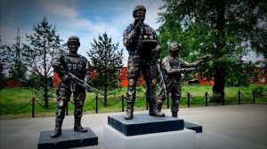 Брат пошёл на брата по #приказу НАТО.mp4