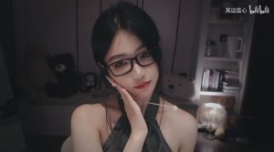 【Asmr】进来吃完小八张再睡 【耳边蓝心】