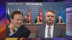 Замглавы МИД Украины заявил, что Мединский обижал их делегацию