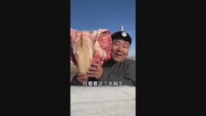 Бату готовит вкуснейшую еду на монгольских лугах! #монголия #еда #приготовление #вкусно