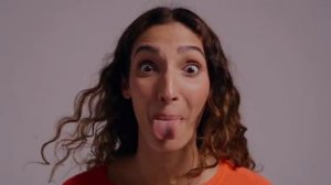 Мужики не подходят знакомиться!