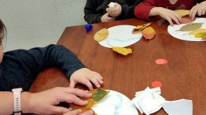 Полезный урок: «Композиция из листьев»