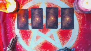 4 КОРОЛЯ. ДАМА ЕГО СЕРДЦА💘КОГО ОН ЛЮБИТ? Таро расклад. Гадание. Расклад Таро