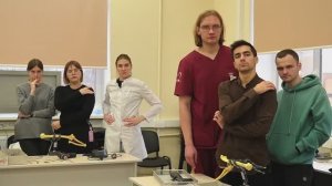 Наложение аппаратов наружной фиксации (стержневые) при переломах верхней конечности.