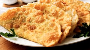 Чебуреки с Адыгейским сыром и зеленью. Менее калорийные, чем с мясом, но по вкусу ничуть не уступают