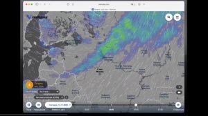 Завтра в Москву придёт зима!