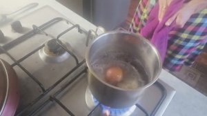 Как сварить яйца всмятку.Быстро и легко