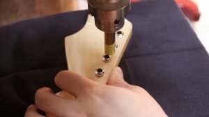 Stratocaster с грифом ручной работы ч.6 Лады и сборка | Создание гитар