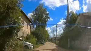 Ситуации на дорогах. Девушки за рулем