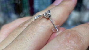 Муассаниты - кольца, кулоны, пусеты.