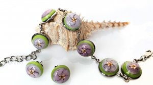 браслет и серьги гвоздики