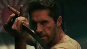 Побег из плена. Скотт Эдкинс в новом боевике.