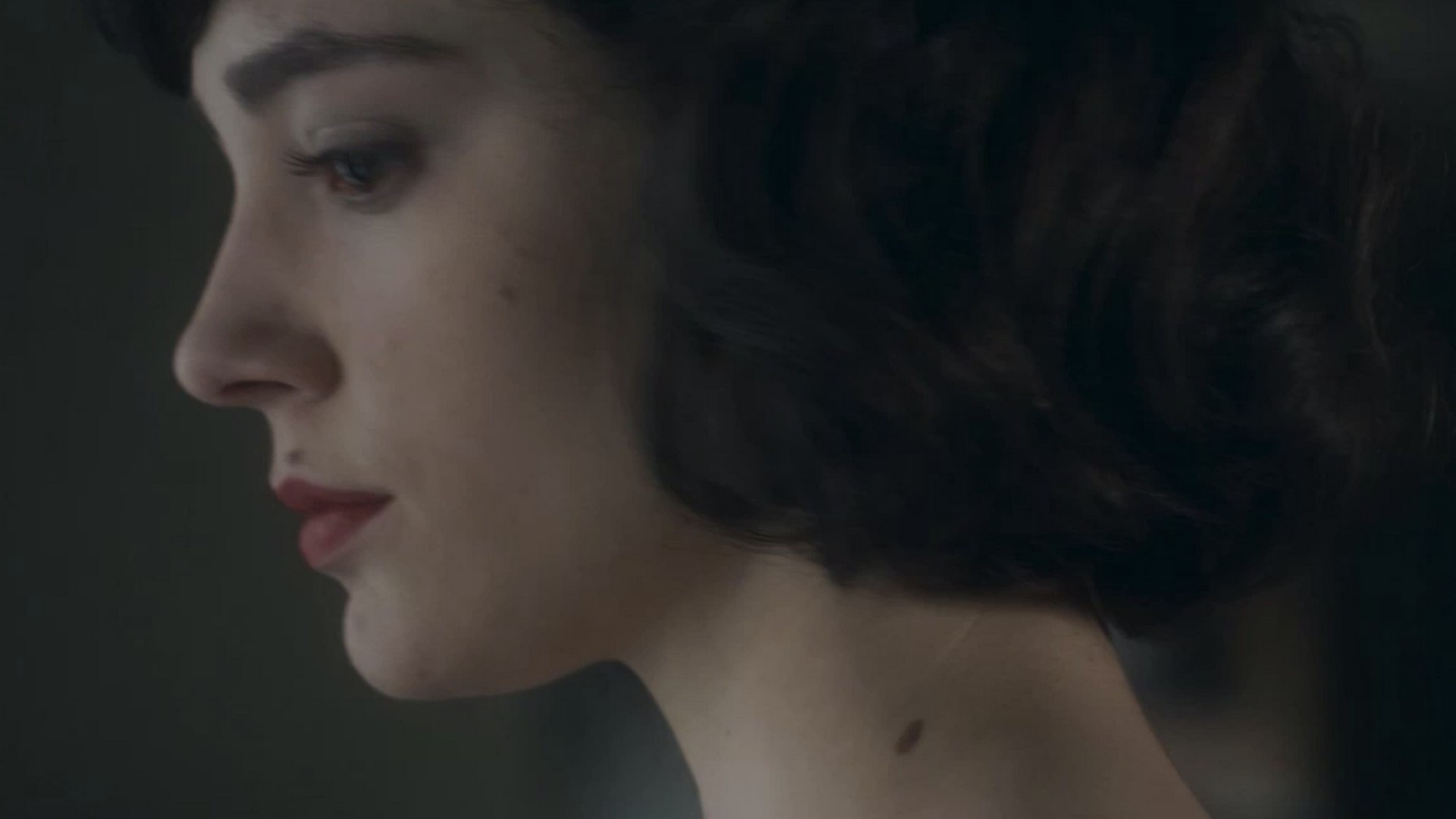 Мегрэ и таинственная девушка (2022) смотреть онлайн