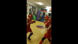 ушу-саньда.раздел кикбокс.обрадка.Горбунова Алиса 10 лет и Харитонов Денис 10 лет .тренер Г.В.Ильин