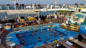 день в море