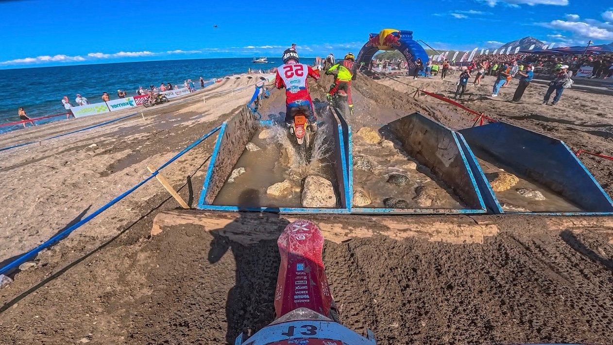 Sea to Sky мото гонка по пляжу 🔥