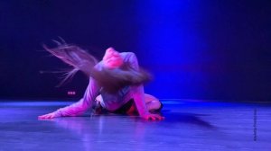 Стрип-пластик - Дарья Контанистова