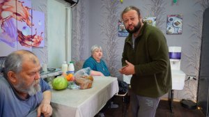 ДОМАШНИЕ КОТЛЕТЫ пенсионерка купила продукты дЕНЕГ НА ВСЁ НЕ ХВАТИЛО подвал ильича Сонный деньСибирь