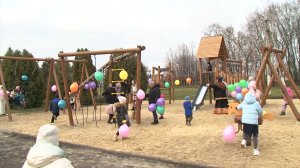 Благодаря инициативе жителей в селе Нижняя Покровка появилась детская площадка