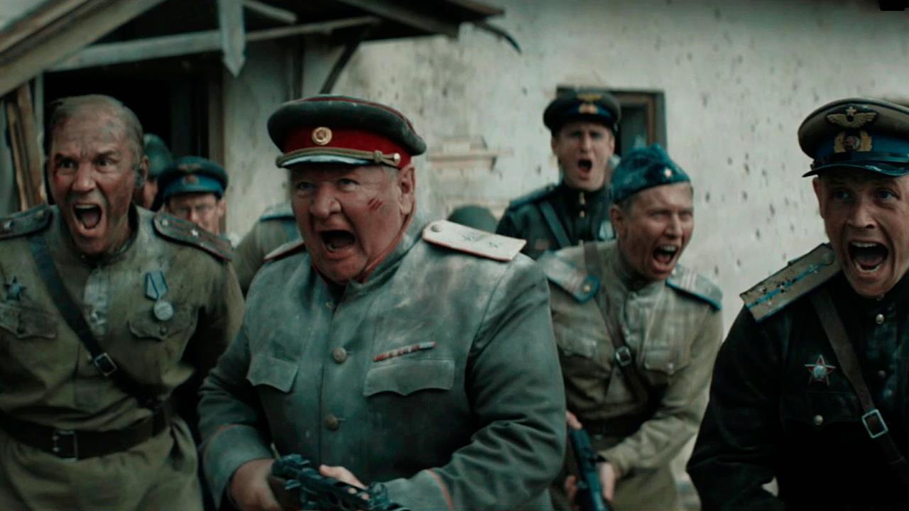 "За таким генералом пойдешь в огонь и воду" - Безруков о роли Мадянова в "Августе"