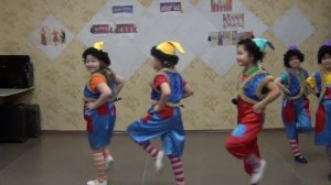 ансамбль ,,Горошины,, ,,Гномики,,