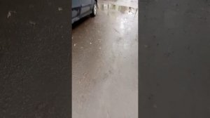 в общем идёт дождь и лужи 2 часть
