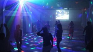 Стоят девчонки . Поёт Валентина Дробышева