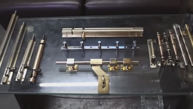 Процесс изготовления дверной защелки смотреть онлайн